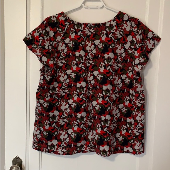 Top - Picture 2 of 4